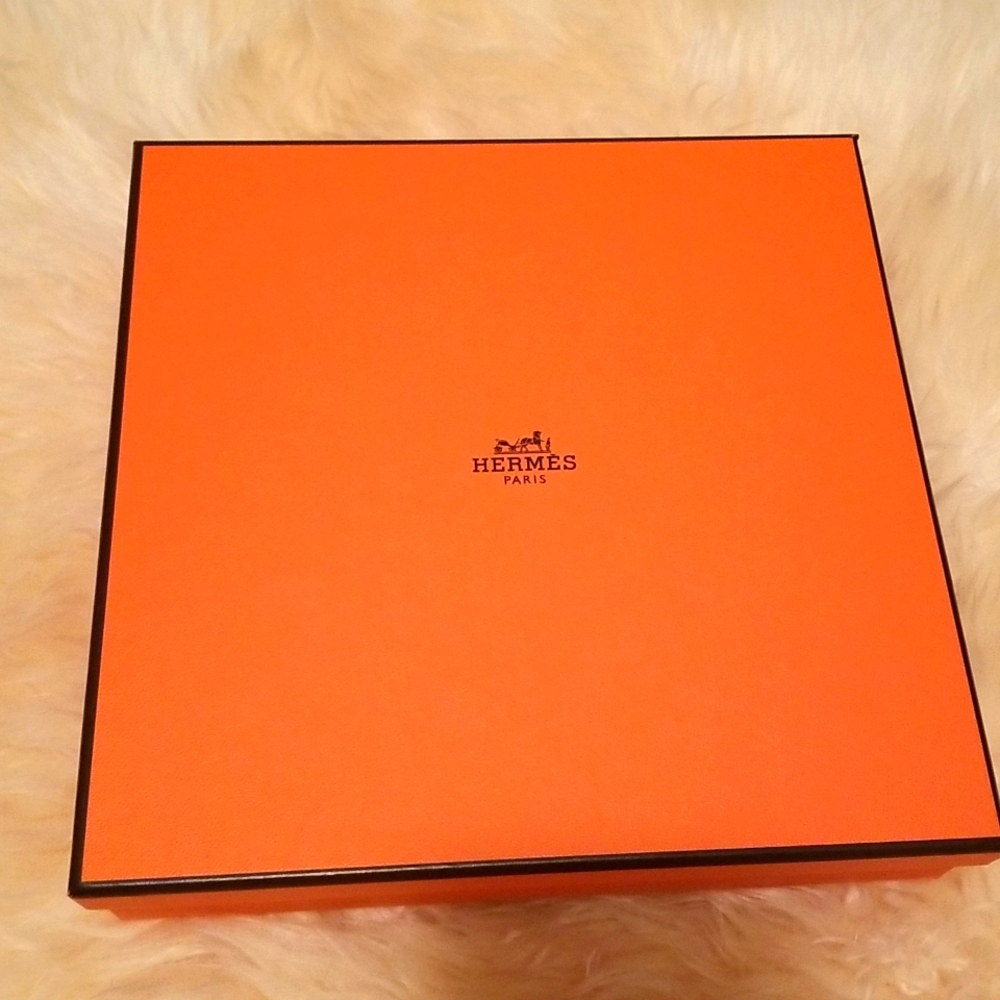 Authentic Hermès box from Paris